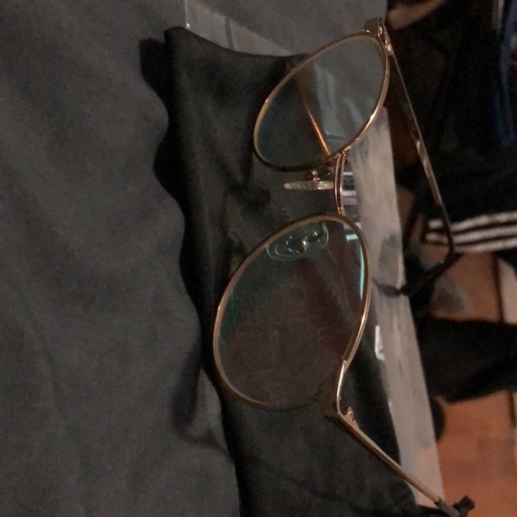 Vintage gold plated frames with a gradient flash. - Picture 3 of 4